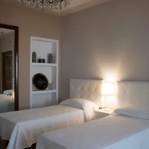  Apartament Gabri House